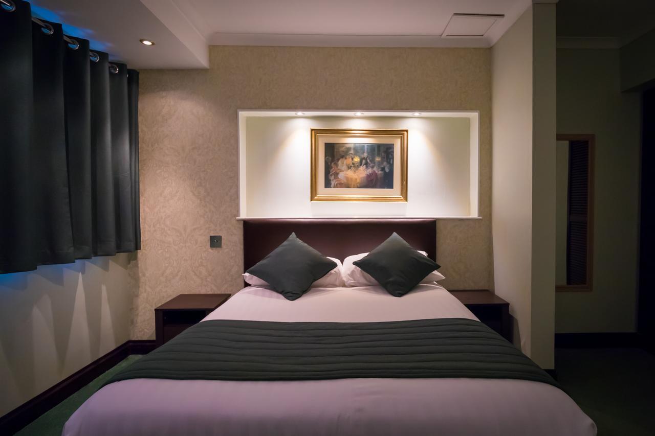 Glebe Hotel Barford  Esterno foto