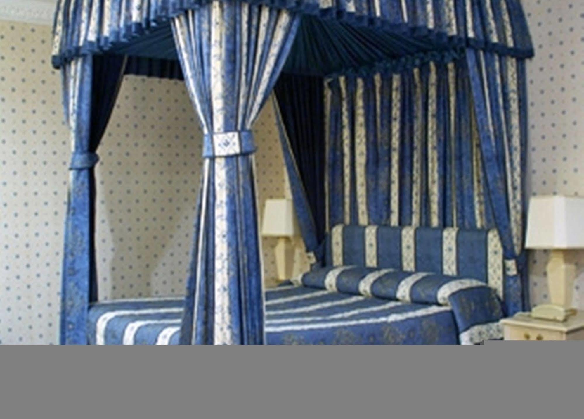 Glebe Hotel Barford  Esterno foto