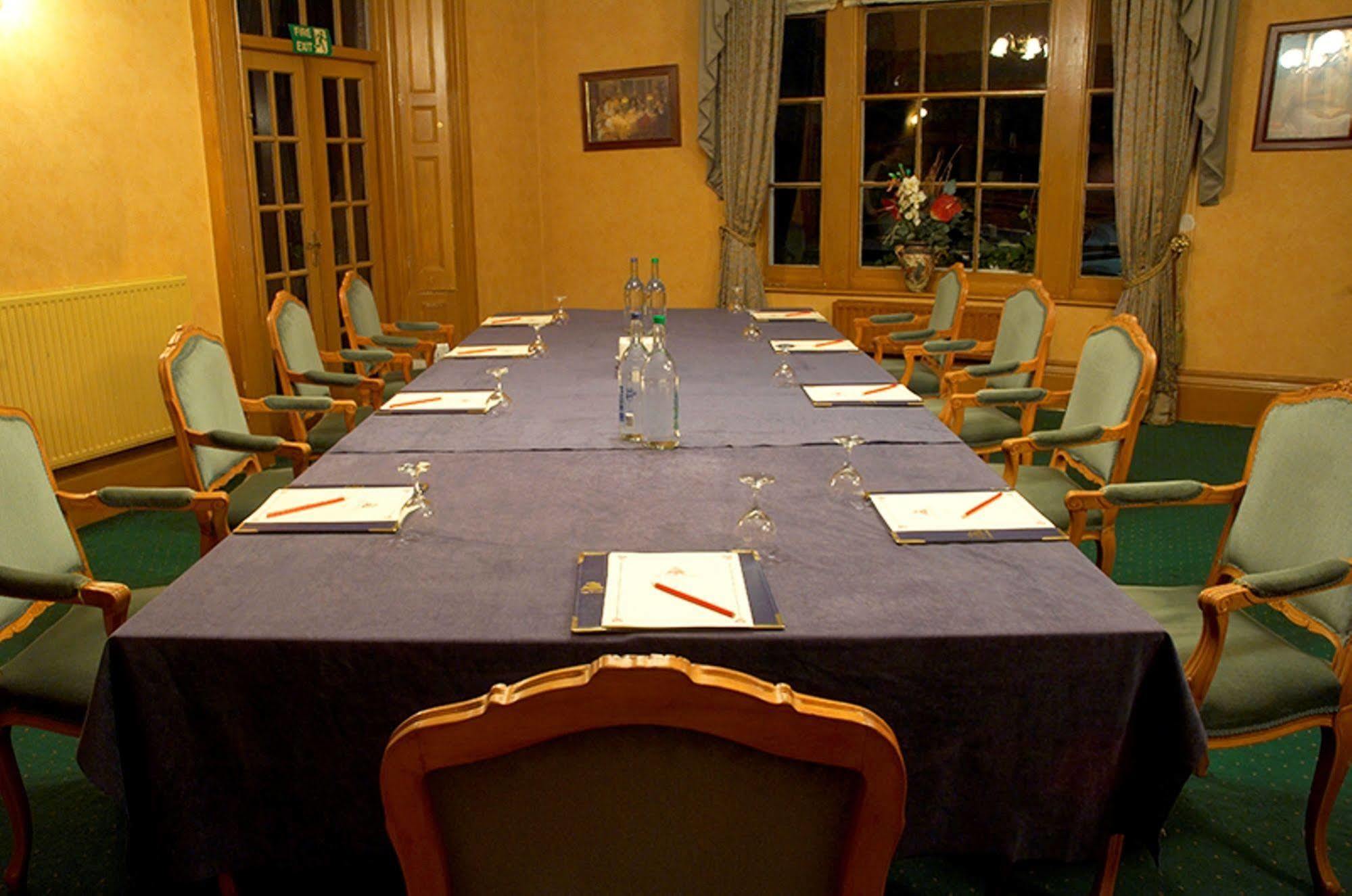 Glebe Hotel Barford  Esterno foto